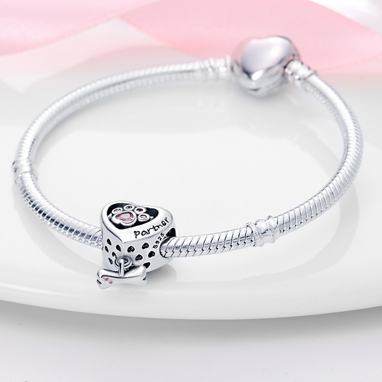 925 Sterling Silver Katt Hund Husdjur Djur Tassavtryck Serie Berlocker Pärlor Passar Originala Armband S925 DIY Smycken