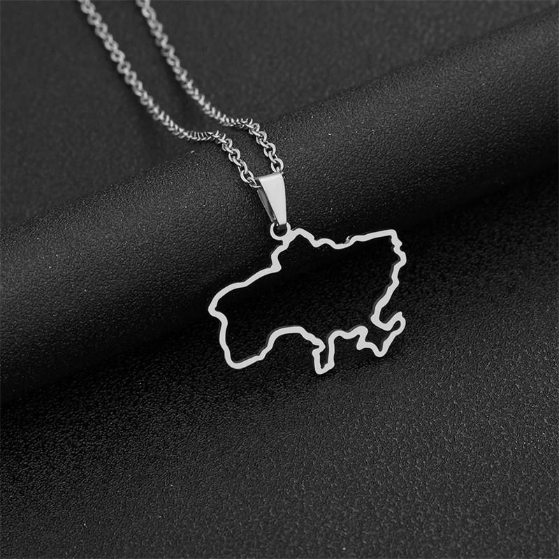 Nowy naszyjnik z mapą Ukrainy dla mężczyzn i kobiet Stal tytanowa Złoty srebrny kolor Choker Ukraina Zarys serca Flaga Biżuteria Prezent: Pokryte niebiesko-białym cynkiem
