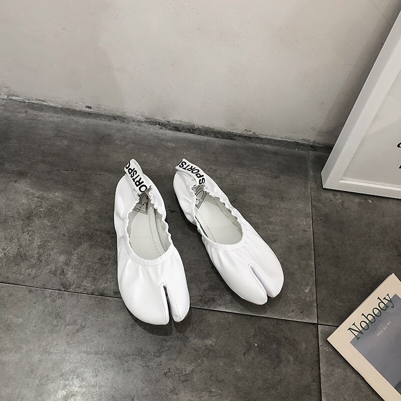 Clip toe tabi buty ninja stałe miękkie dno riband mieszkania gumką wygodne mokasyny kobieta marka koreański obuwie casual 2020 nowy: WHITE / 7.5