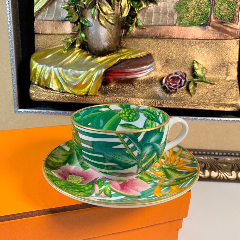 Flower European Bone china coffee set Top Grade Porcelain coffee cup and saucer Luxury Pearl glaze