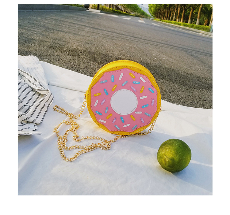 Donut Messenger Bag - 18x18x7cm - Chain Strap - Geometric Pattern - PU Leather: Yellow donuts