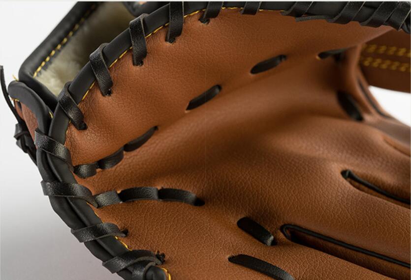 Suzakoo Pitcher baseball glove for children teenagers adults wearing