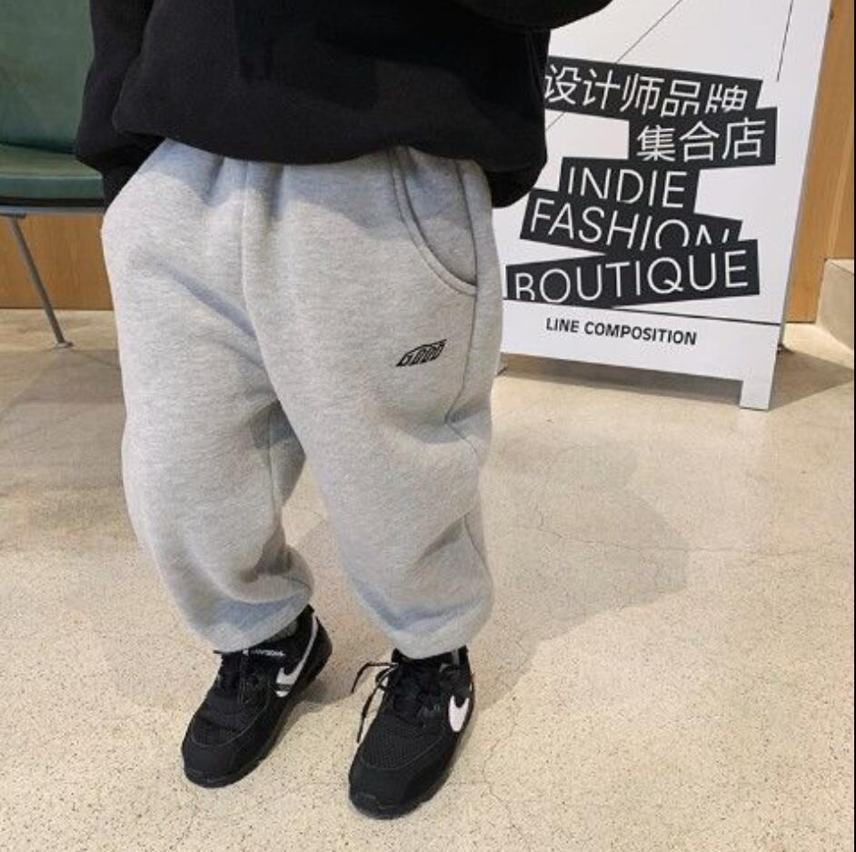 Pantalones de chándal gruesos para niño y niña, pantalón acolchado de terciopelo, holgado y cálido, ropa deportiva para correr, Invierno: Gris / 2T