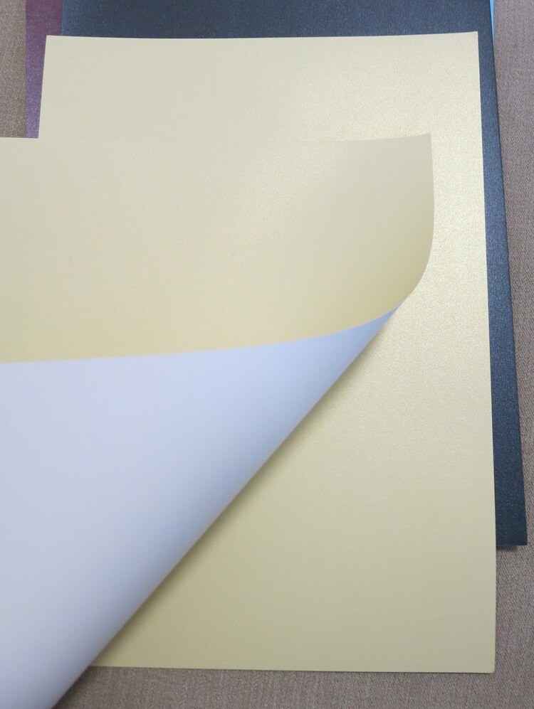 A4 120g Single sided Pearl Color Paper Print Paper Handicraft Paper: 120g Light yellow