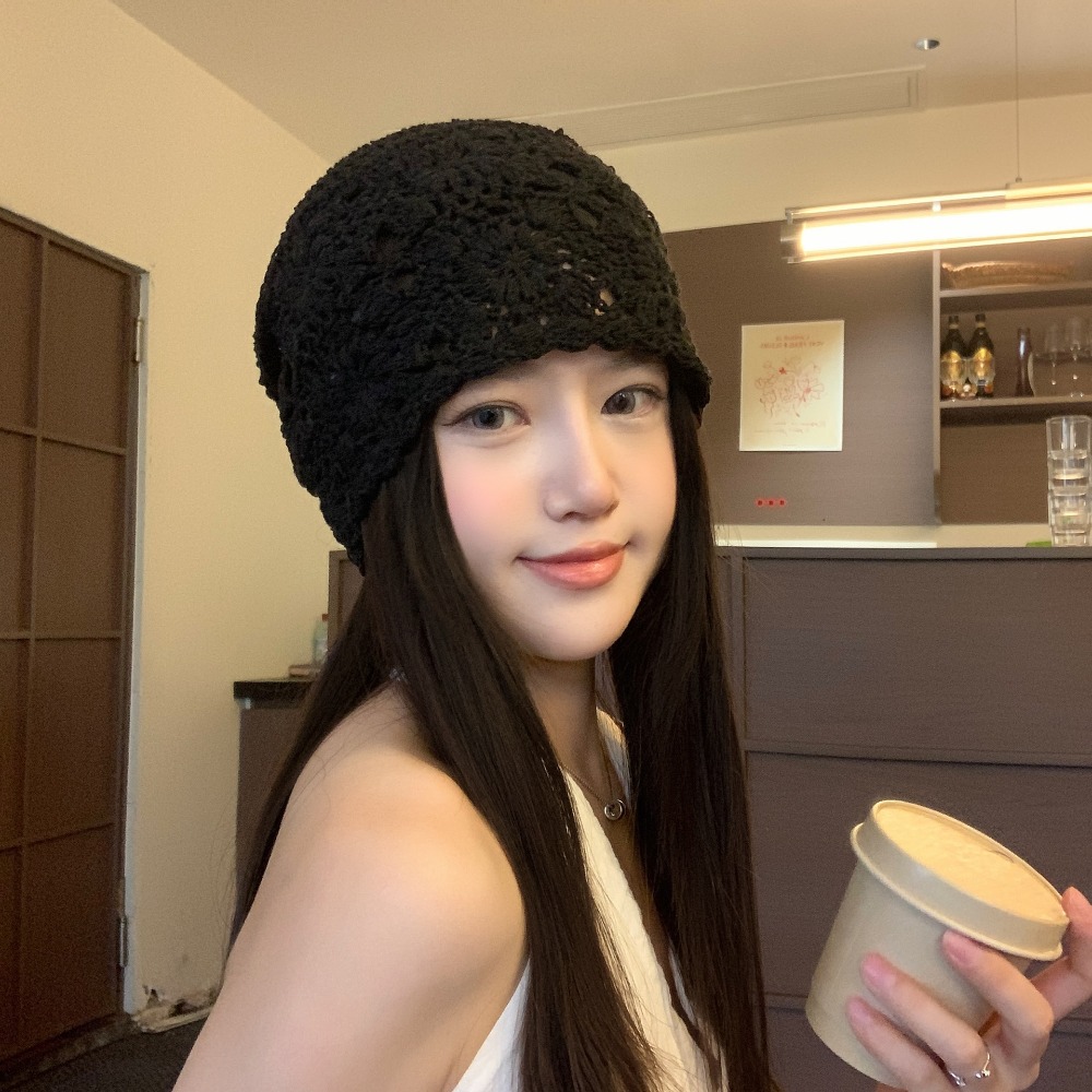 Bohemian Style Crochet Flower Knitted Hat Thin Korean Lace Woven Cap Handmade Apparel Accessories Hollowed Out Beanie Cap Casual