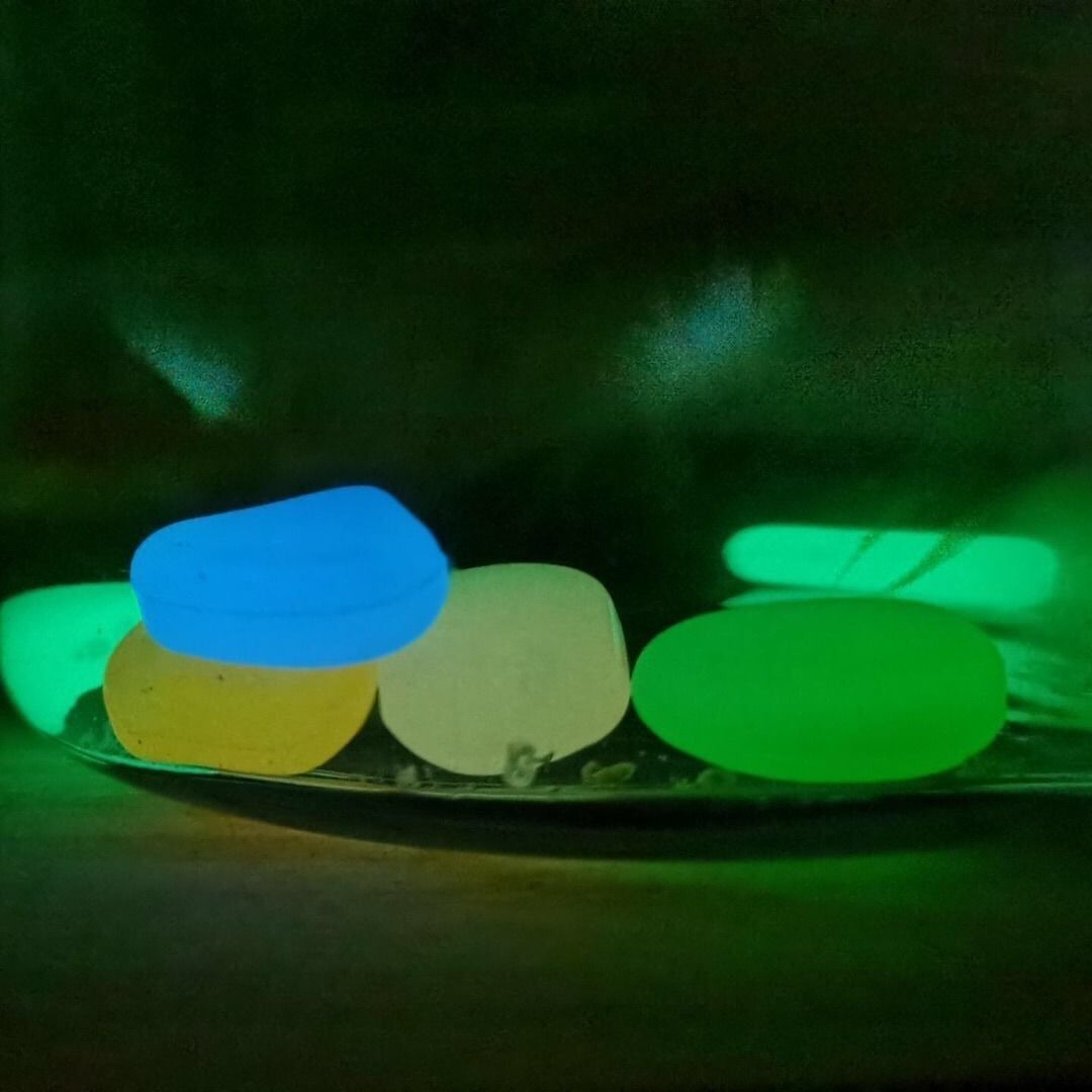 DIY Fish Tank Glow In Dark Colorful Luminous Stone Night Fluorescent Ghost Bottom Landscape Walkways Garden Path Patio Lawn