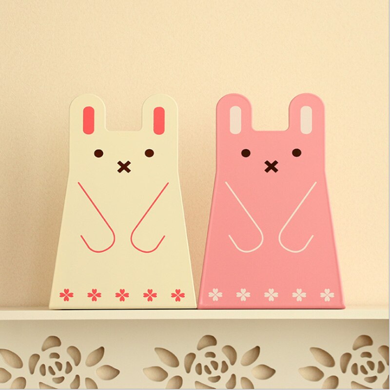 Ett par jättestora dörrpapper joy-rolling järn bokställ tecknad katt kanin bok block bokhylla