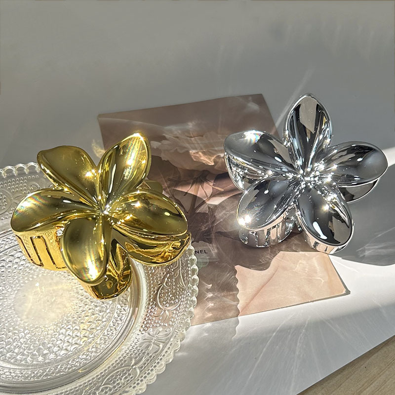Pinces à cheveux fleur pour femmes, grande pince à cheveux bohème, épingles à cheveux, barrettes pour filles, accessoires pour cheveux de plage, vêtements de sauna, ,: Zinc blanc bleu plaqué