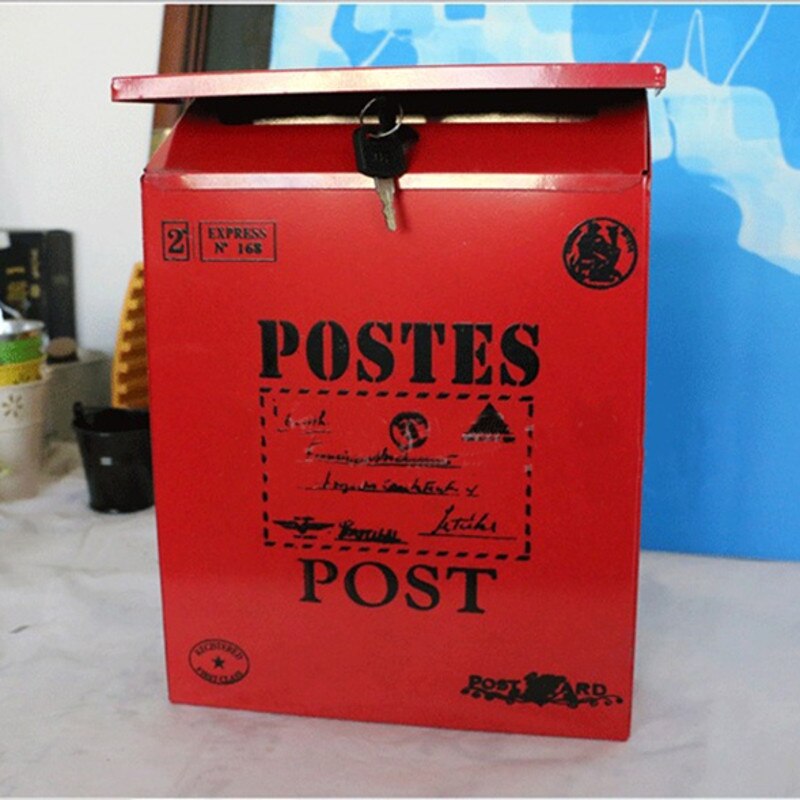 Metal Mail Box Case 4 Colors Vintage Metal Tin Newspaper Letter Mailbox Waterproof Post Box Lockable Box Garden Ornament: Red