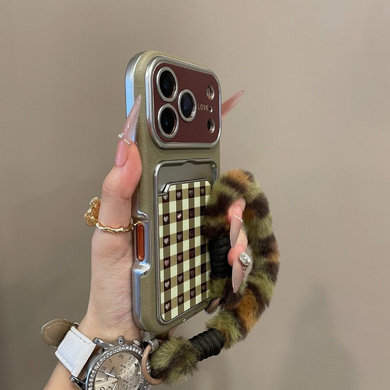 Chic Plaid Heart Silver Mirror Case for iPhone 17 Pro Max 16 15 14 Pro 13 Card Holder Cartoon Phone Case With Fur Lanyard: Microfiber / Beige