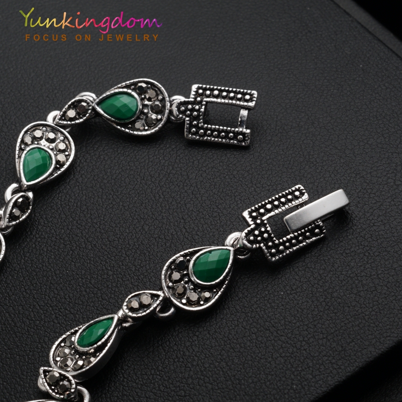 Yunkingdom Bohemian Etnische Sieraden Tibetaans Zilveren Kleur Groen Hars Armbanden Nepal Vrouwen Jaar Fijne Sieraden