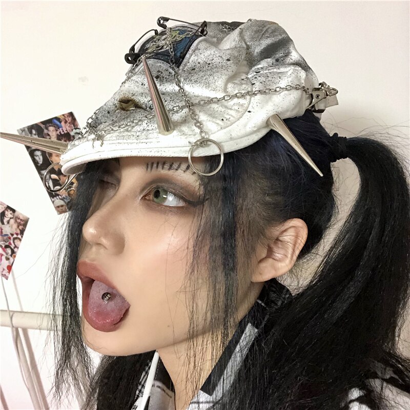 Cool Girl Punk Rock Rivet Chain White Beret Hat