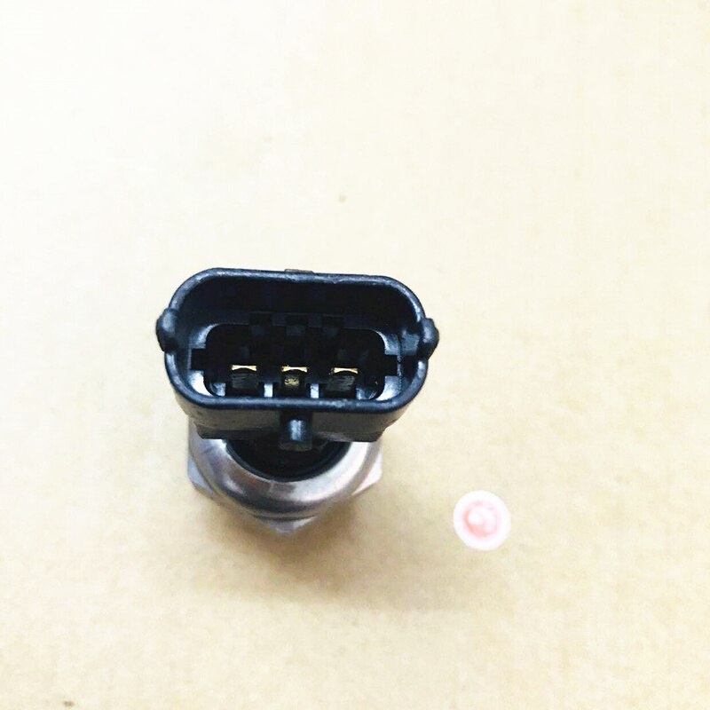 Original Auto Parts Pressure Switch 3692-02 24418424 6235649 D7531 499000-7530 499000-7531 D7530