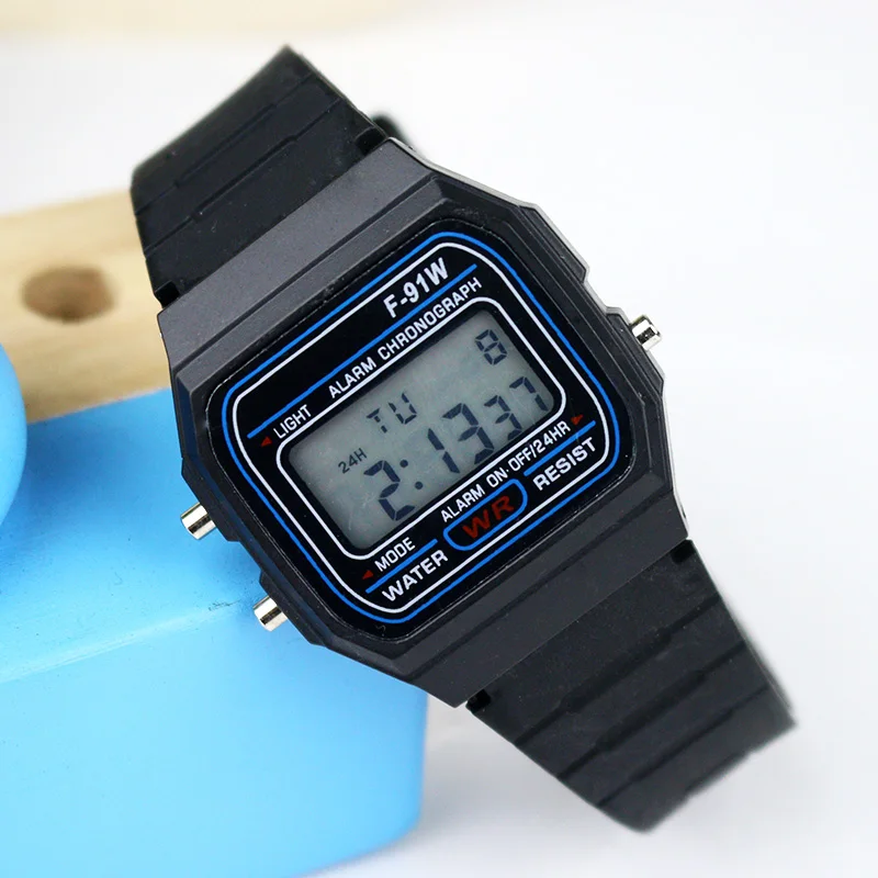 Sport LED Digital Watches Children Simple Small Square Dial Electronic Watch Silicone Band Casual Mens Watch Friend: Dark Grey