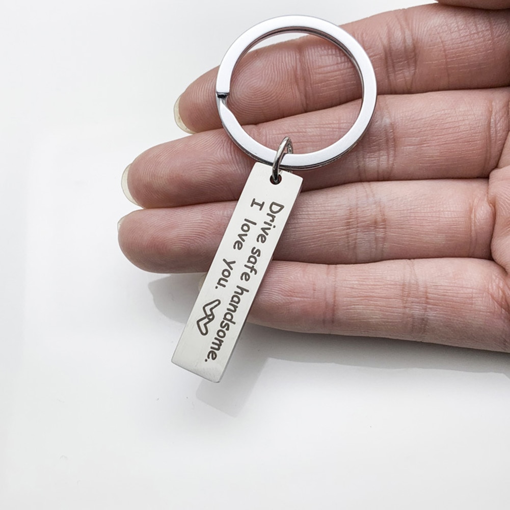 Paar Auto Keychain Nette Männer Frauen Schlüsselanhänger Edelstahl Anhänger Schlüssel Zubehör Liebe Schlüssel Ring Benutzerdefinierte Stick Sicher Schlüssel Kette