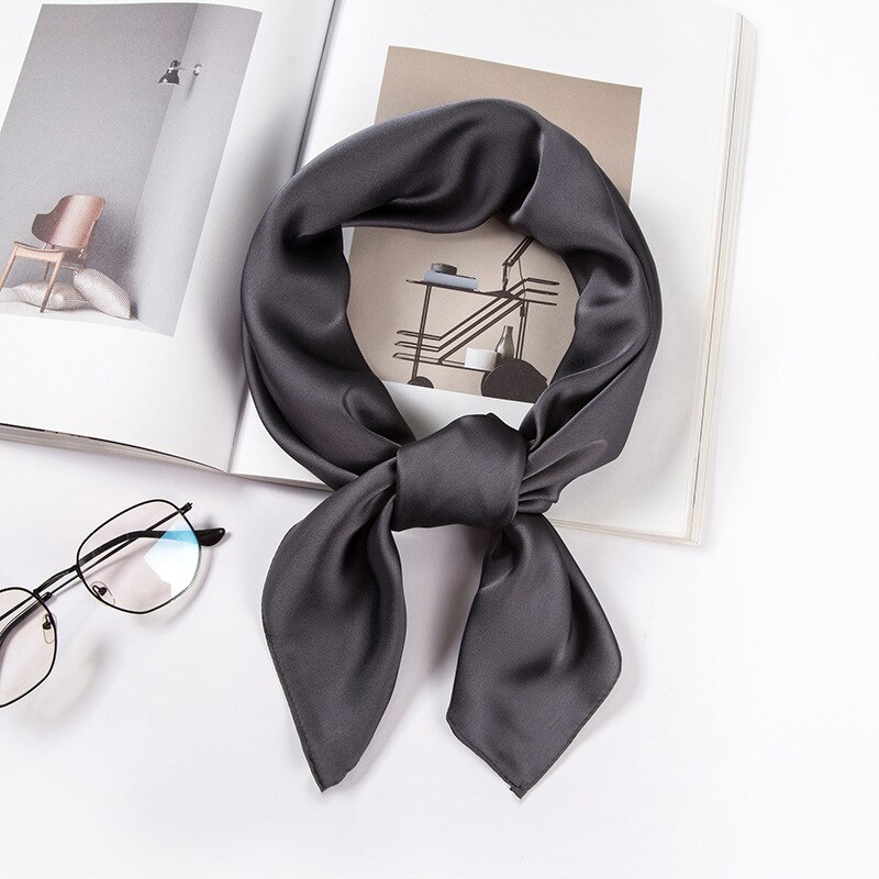 Hoofddoek Zijde Satijn Hijab Sjaal Voor Vrouwen Effen Kleur Zakdoek Haar Sjaals Vierkante Sjaals En Wraps Hoofd Sjaals Dame: 17