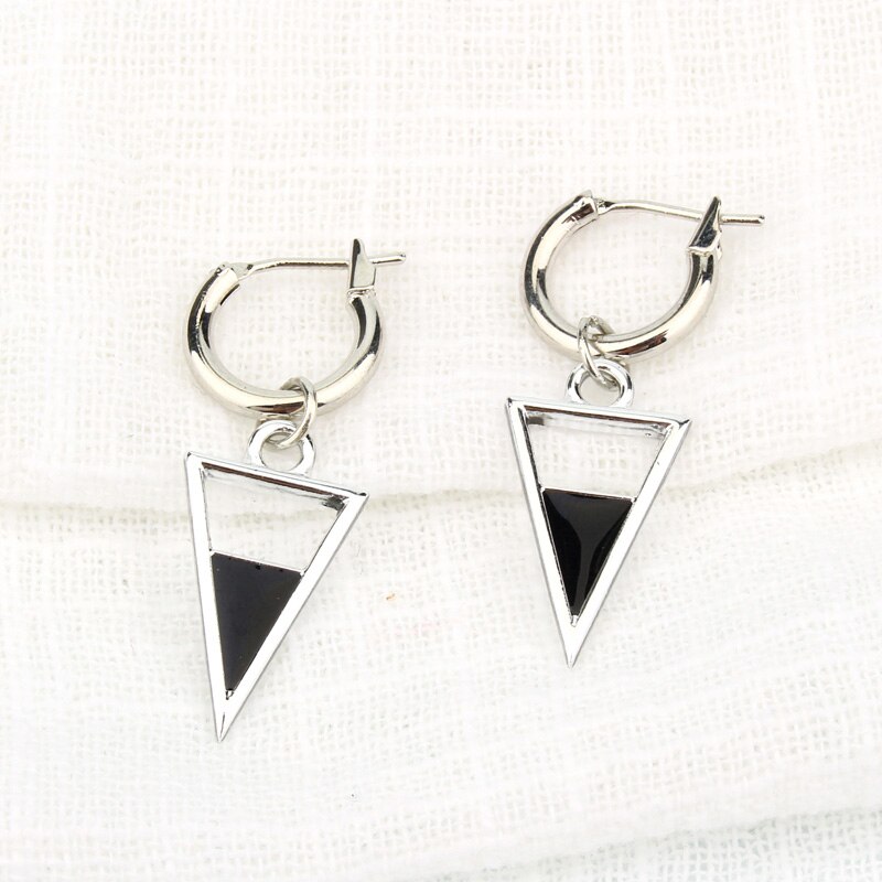 1Pair Women Triangle Enamel Hoop Earrings Hollow Geometric Pendant Earring Simple Ear Jewelry Accessory E118: Default Title