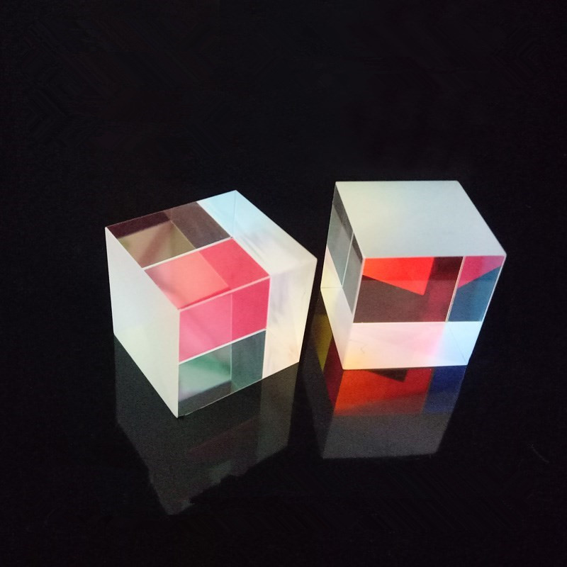 25x25x25mm 25*25*25mm K9 X-Cube Prism Lens For Physical Experiments and the projector