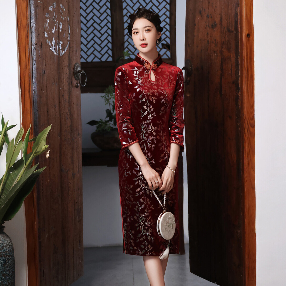 Autumn Traditional Chinese Mandarin Collar Gold Velvet Qipao Seven Points Sleeve Velour Cheongsam Oversize 4XL