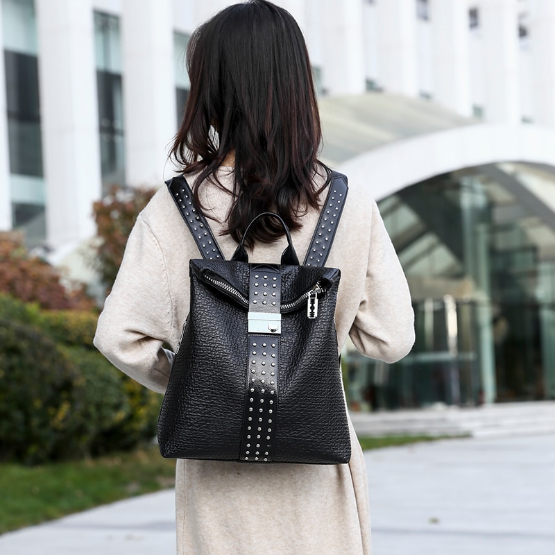 Vrouwelijke Rugzak Rugzak Schooltas Pu Leer Vrouwen Rugzak Klinknagel Schoudertas Dames Multifunctionele Tas