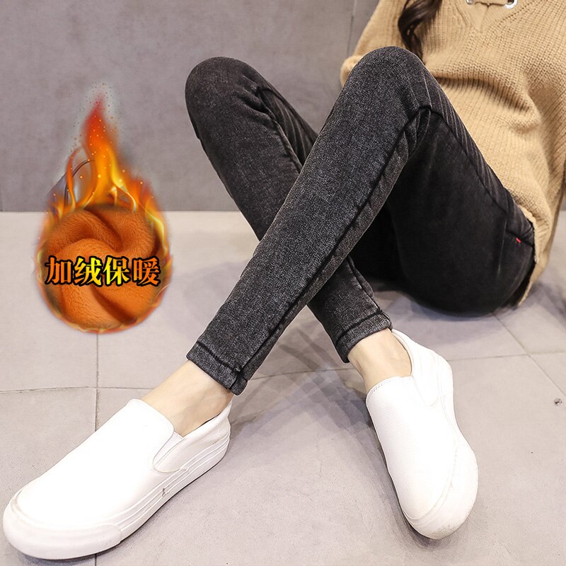 Cotton maternity pants Thicken Velvet Maternity jeans Warm Winter Trousers For Pregnant Women Big Size M-2XL: black / M