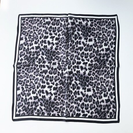 Foulard en soie femme 100% soie imprimé léopard foulard en soie Chic écharpe: Black