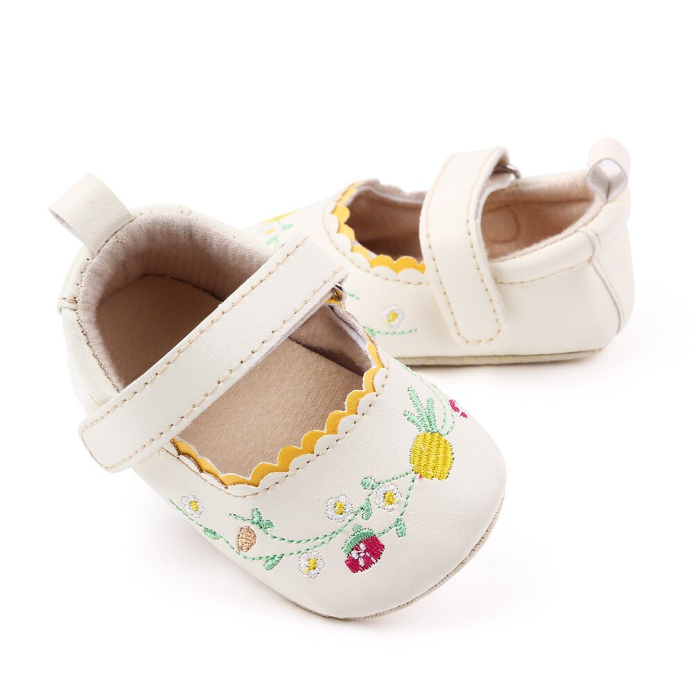 Newborn Baby Girl Crib Shoes Baby Shoes Embtoider Flowers Princess Baby Girl Shoes Toddler Infant Footwear 1 Year Old
