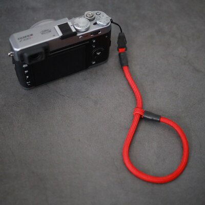 Sterkt vevd nylon tau kamera skulder nakke stropp belte til  rx100 m 6 m4 m5 vi gr2 x100f xf10 m5a gr2 gr3 g7 x 2 lx10 z7 z6 a7 m 3 a9: Rødt tau