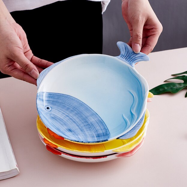 Cuencos y platos de cerámica con forma de pez, pintados a mano y esmaltados con dibujos animados, cuencos y platos para el hogar de un solo color.