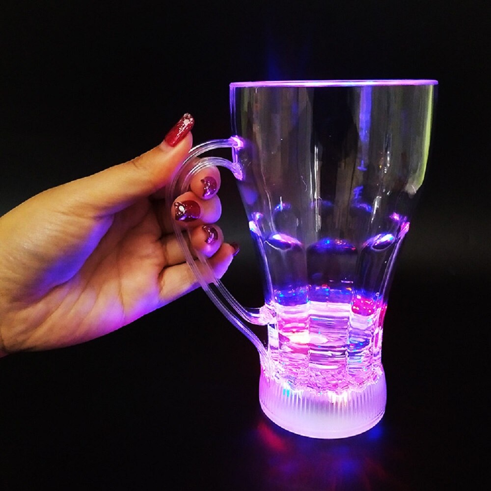 Copas de vino iluminadas con LED, Copas de Coca Cola parpadeantes, decoración para Bar, evento, , suministros para el hogar, vasos luminosos de plástico para