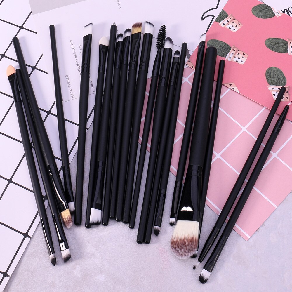 O.twee .o 20 stuks/partij zwarte make-upkwastenset make-upkwastenset foundation poeder shader liner