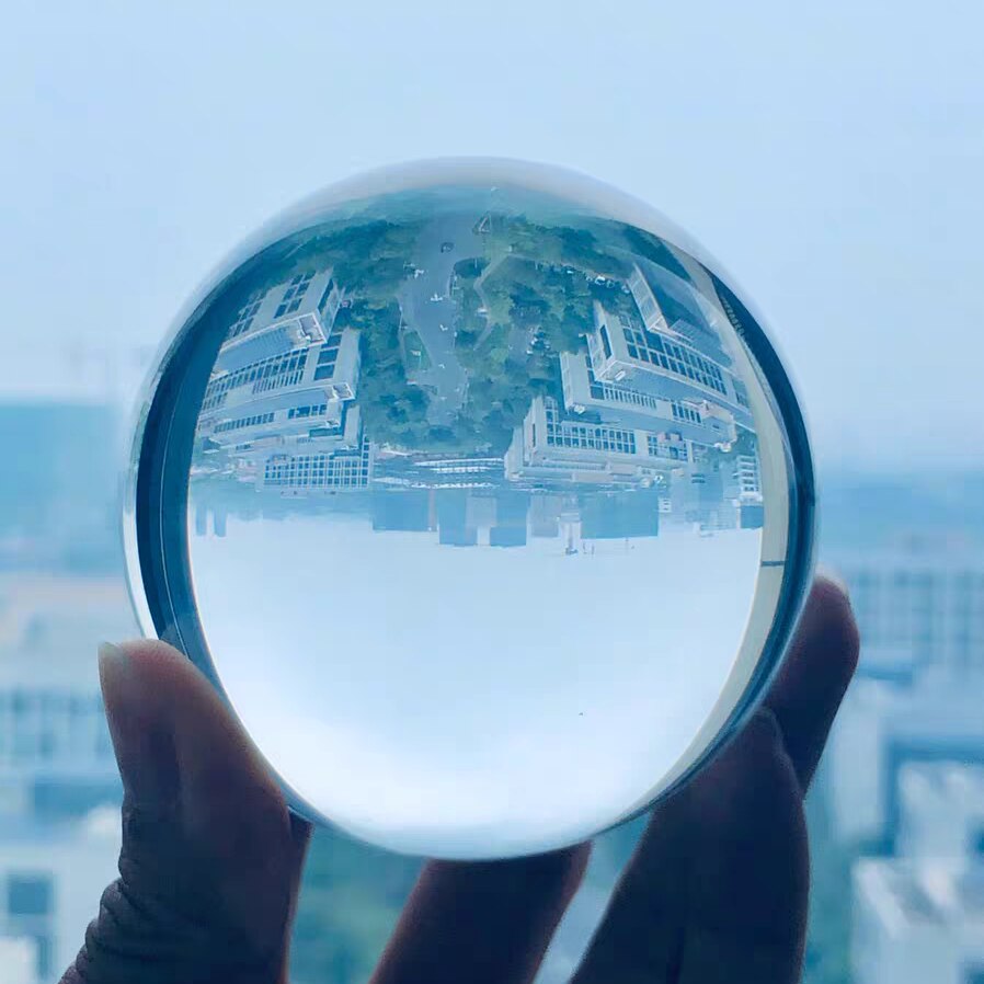Crystal Ball, Optical Glass Reflective Spheres K9 Crystal Sphere Ball Decor Photography Ball, Clear Contact Juggling Ball