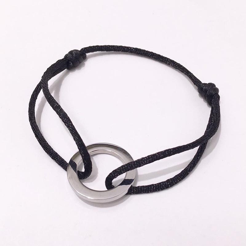 Justerbart flätat armband med enkel ring: Hetstämpling