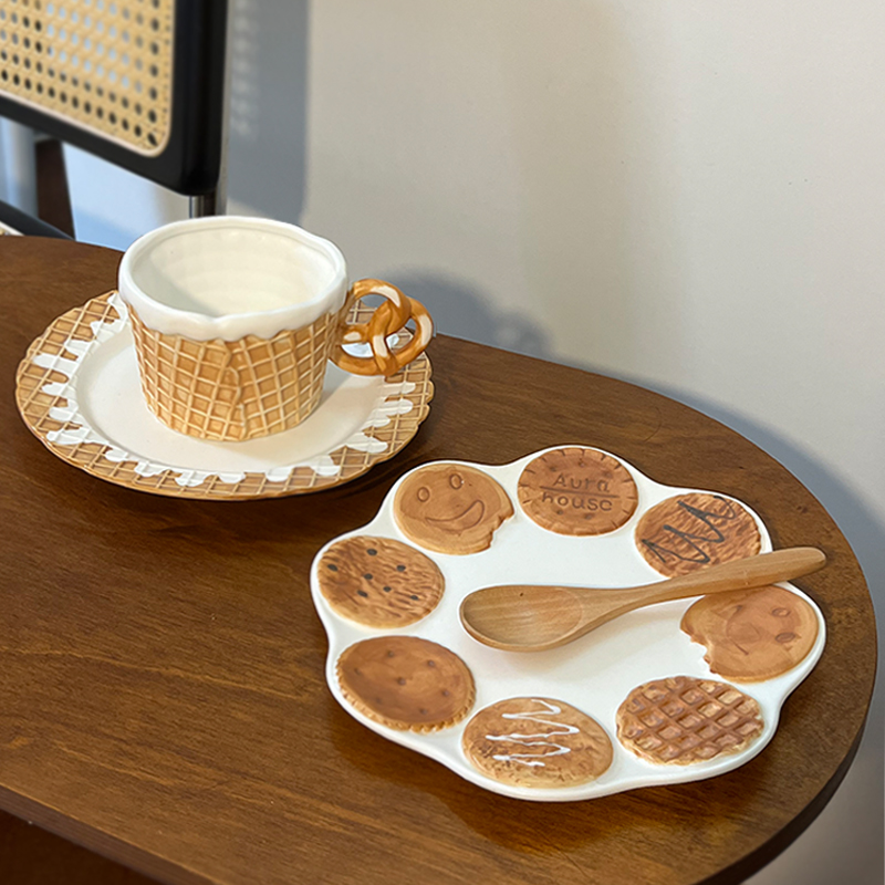 Cute Ceramic Biscuits Mug Coffee Cup Breakfast Cup Plate Tableware Afternoon Tea Cup Dessert Plate Water Cup Set
