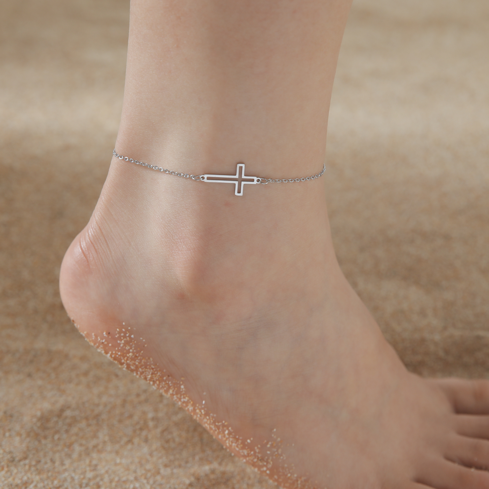 Skyrim marche chat cheville Bracelet femmes en acier inoxydable Simple cheville coréenne été plage pied accessoires: Pistolet noir plaqué