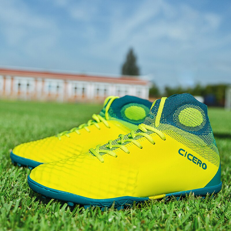 Men Indoor Soccer Shoes Yellow Big Boy Football Sock Boots Brand Fg Soccer Shoes Women High Top Soccer Sock Shoe Men