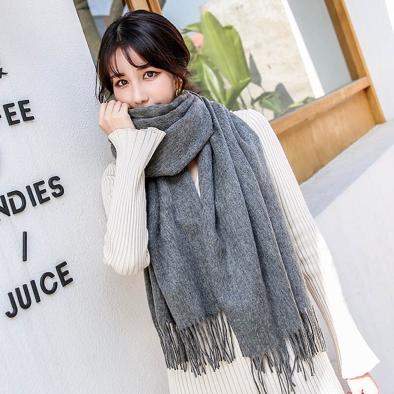 Winter Scarf Women Wool Blending Solid Shawls and Wraps for Ladies Warm Muffler Echarpe Vintage Red Wool Scarves Foulard