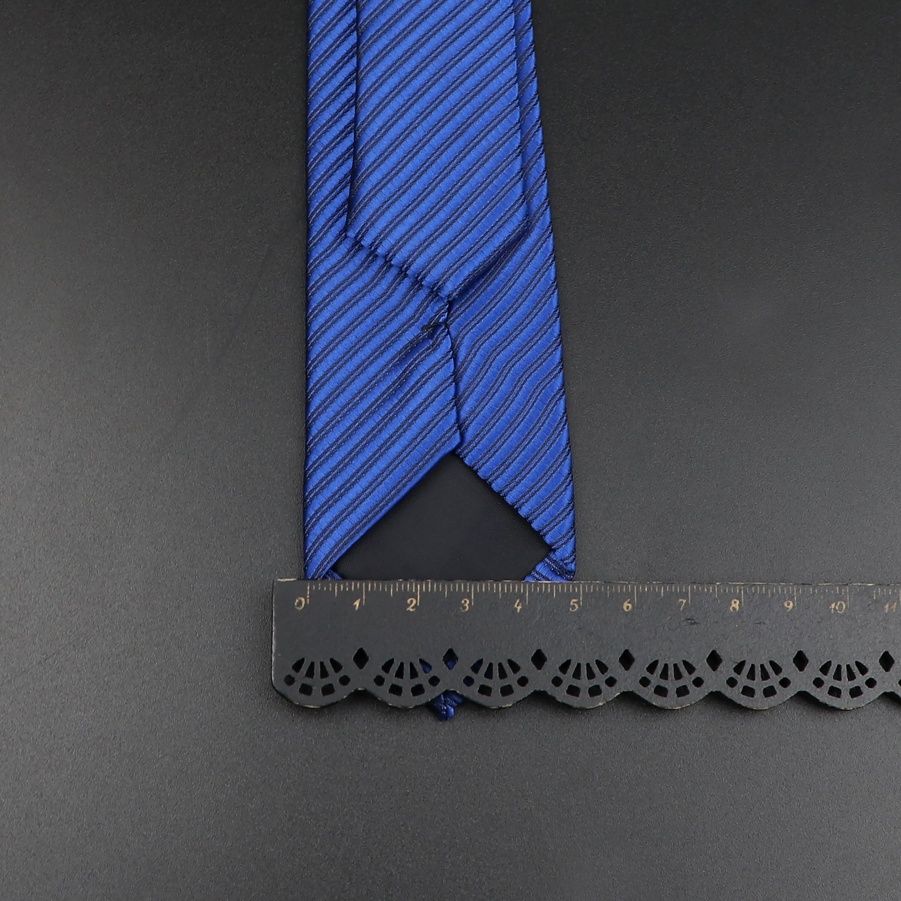 Neue Männer Schmale Dünne Krawatte Bunte Gedruckt Polyester Krawatten Schlank 5cm Breite Krawatte Party Hochzeit Beste zubehör
