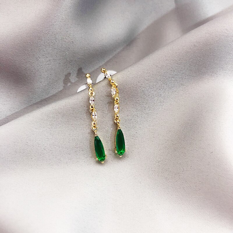 contracted exquisite crystal Water shape Style long Women temperament earrings