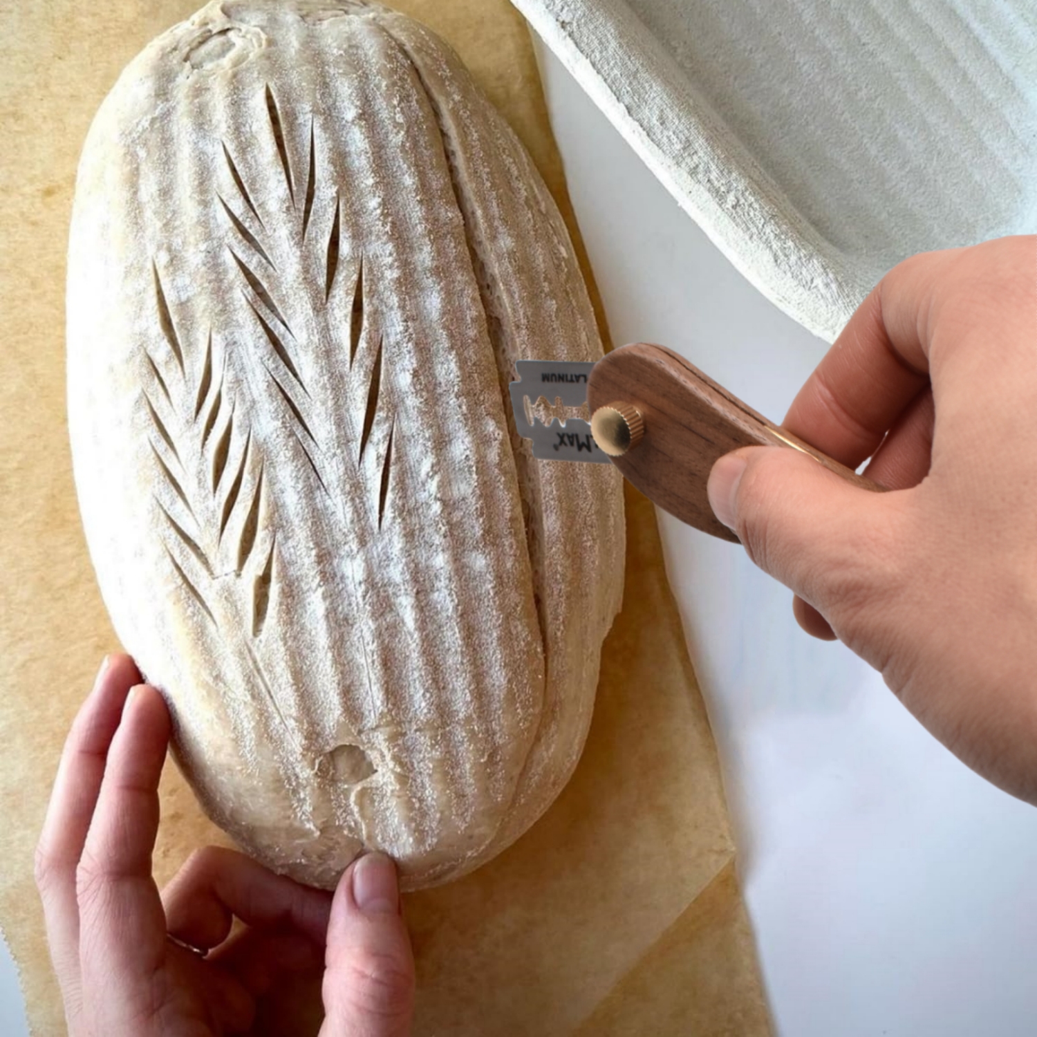 BOVZOR Bird Wooden Bread Lame, Handcrafted Dough Scoring Knife For Sourdough Slashing,Precision Scorer Tool With 10 Replacement Razor Blades - View #8
