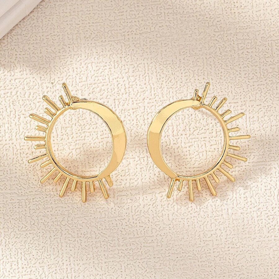 Obega ins sol lua forma minúsculos brincos na moda ouro prata cor moda europeia e americana punk estilo jóias de metal: Vermelho