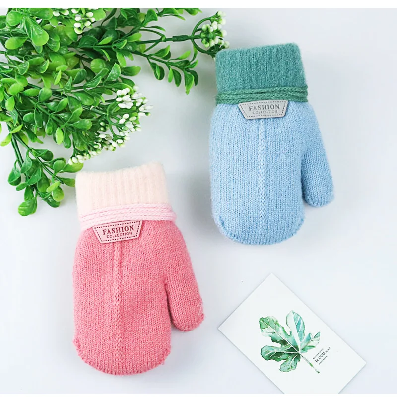 Children's Gloves Winter Solid Thicken Plus Velvet Halter Gloves For Kids Toddler Outdoor Keep Warm Knitted Mittens With Rope