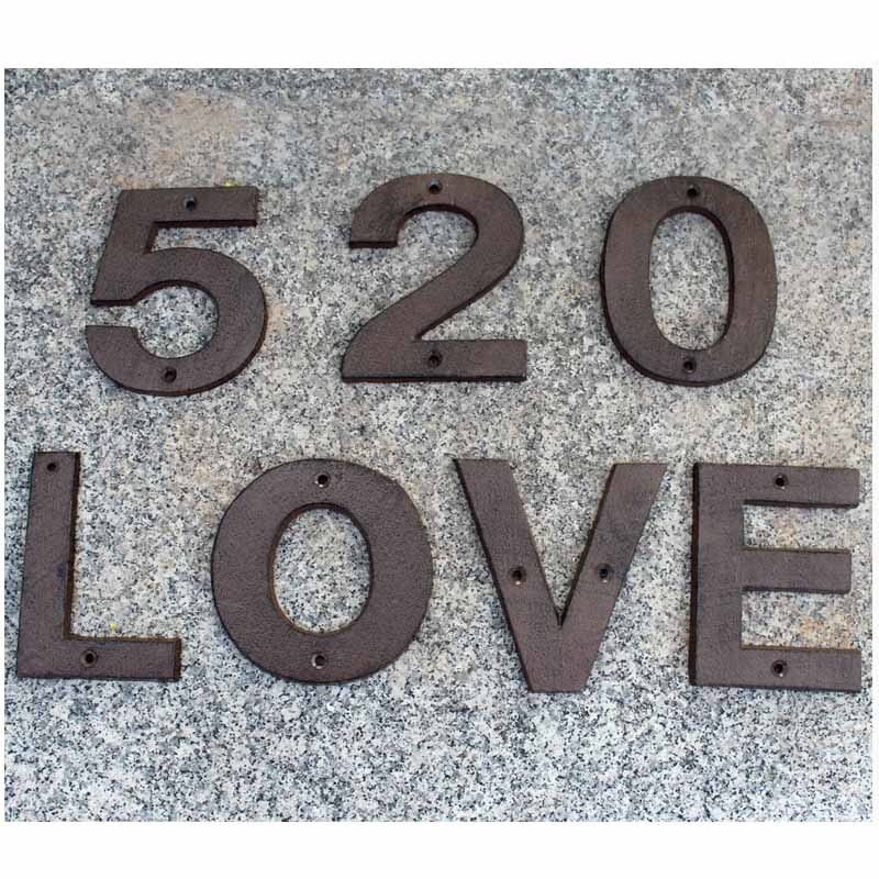 Decorative Door Plaque Letters Numbers Retro Cast Iron Metal DIY House Doorplate Letter Symbol Home Decor Number Signs
