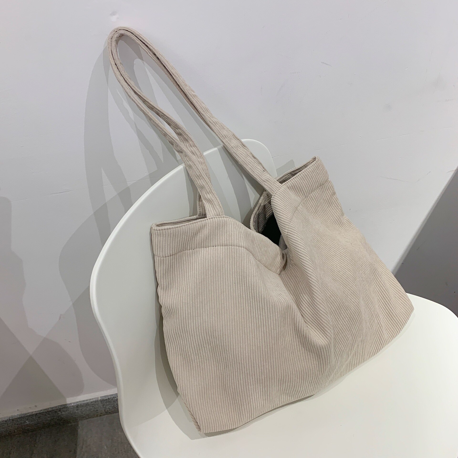 Hylhexyr – grand sac à main en velours côtelé pour femmes, sac à bandoulière de grande capacité, sacs de Shopping pliables et réutilisables, fourre-tout en tissu: Beige