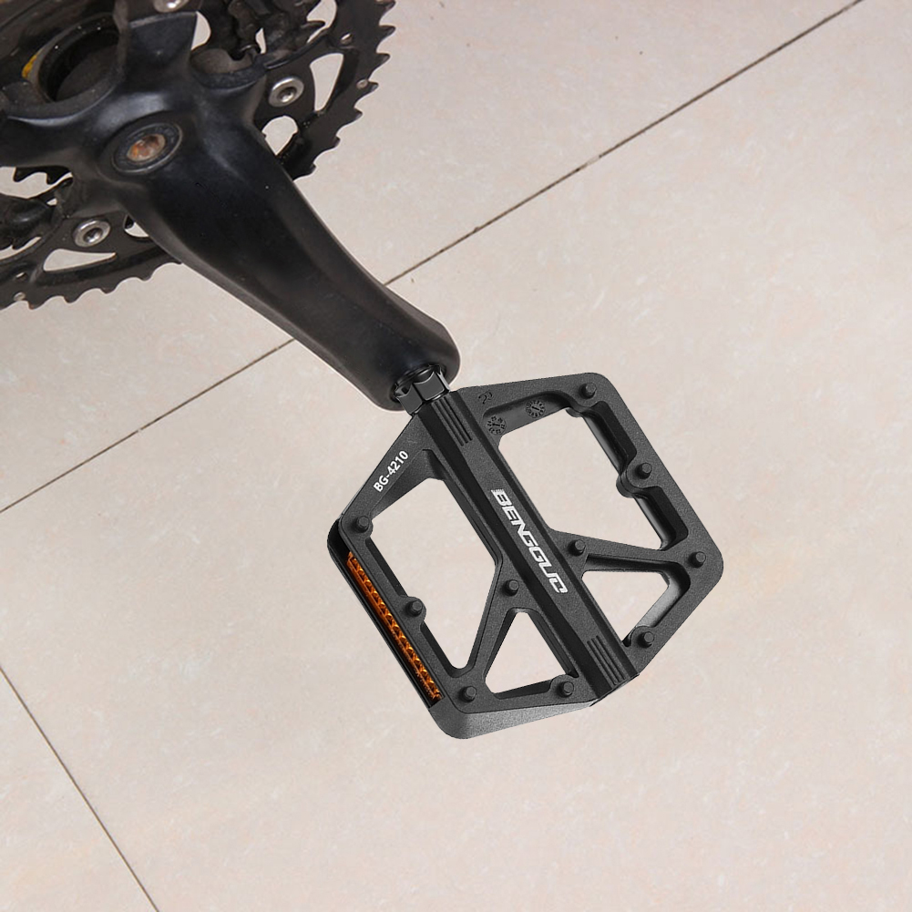 Doppelte DU-Lagerbier-Fahrradpedale aus Nylon mit Reflektor, ultraleichte Fahrradpedale, wasserdichte Fahrrad-Sicherheitspedale, Fahrradzubehör