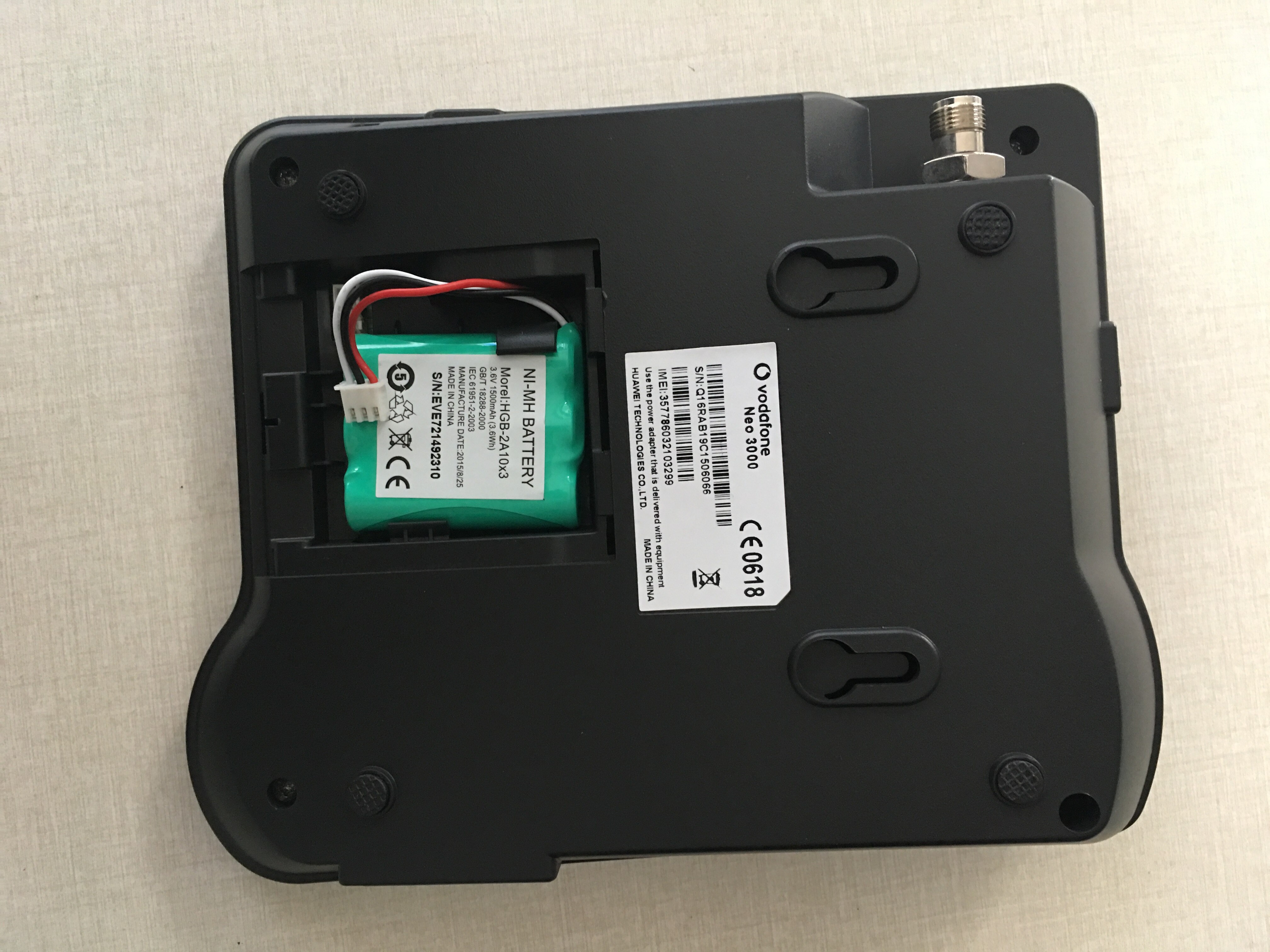 Teléfono fijo inalámbrico GSM 850/900/1800/1900MHz WCDMA 900/2100Mhz, compatible con tarjeta SIM, color negro
