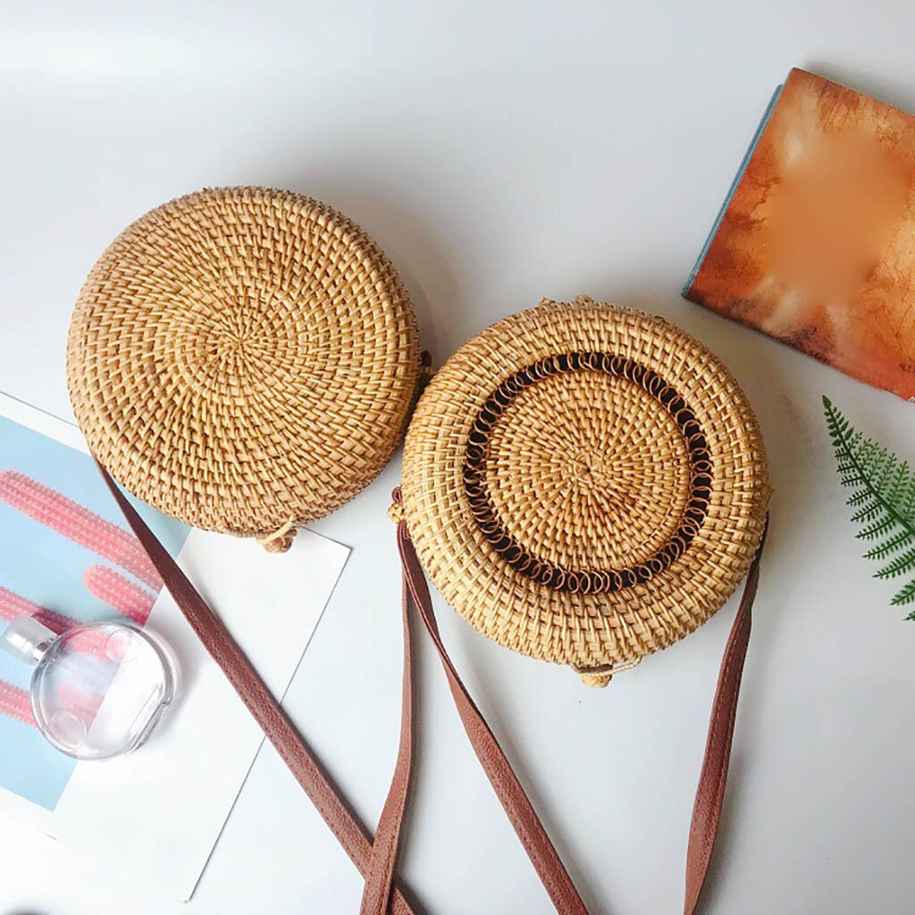 Vintage Handmade Women Rattan Bag Straw Woven Shoulder Bags Women Summer Rattan Bag Handmade Woven Beach Circle Woving Bag
