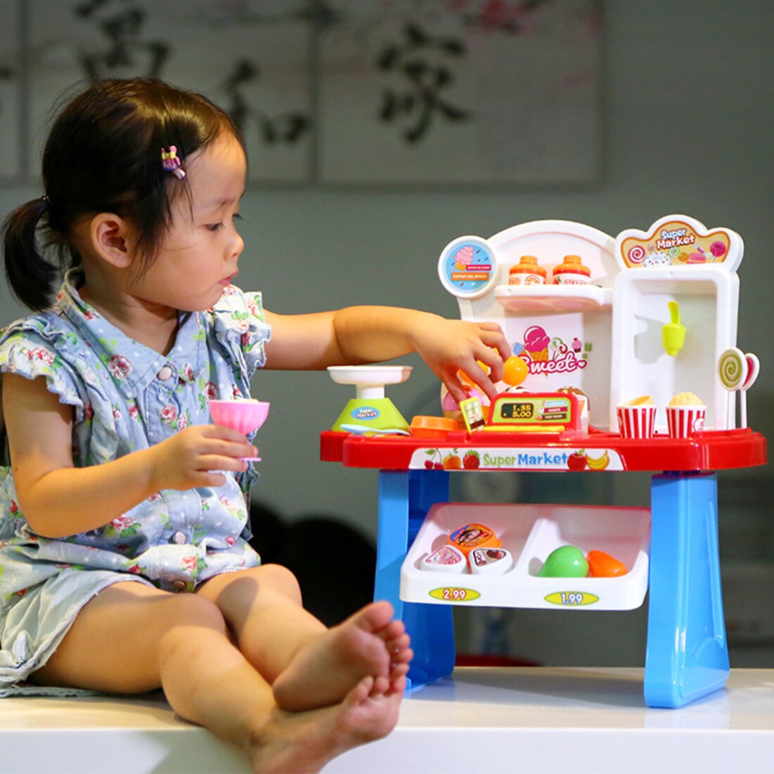 34 stk / sæt børn mini supermarked legesæt foregiver shopping marked legestand dagligvarer legetøj med lys og lyd - blå / lyserød