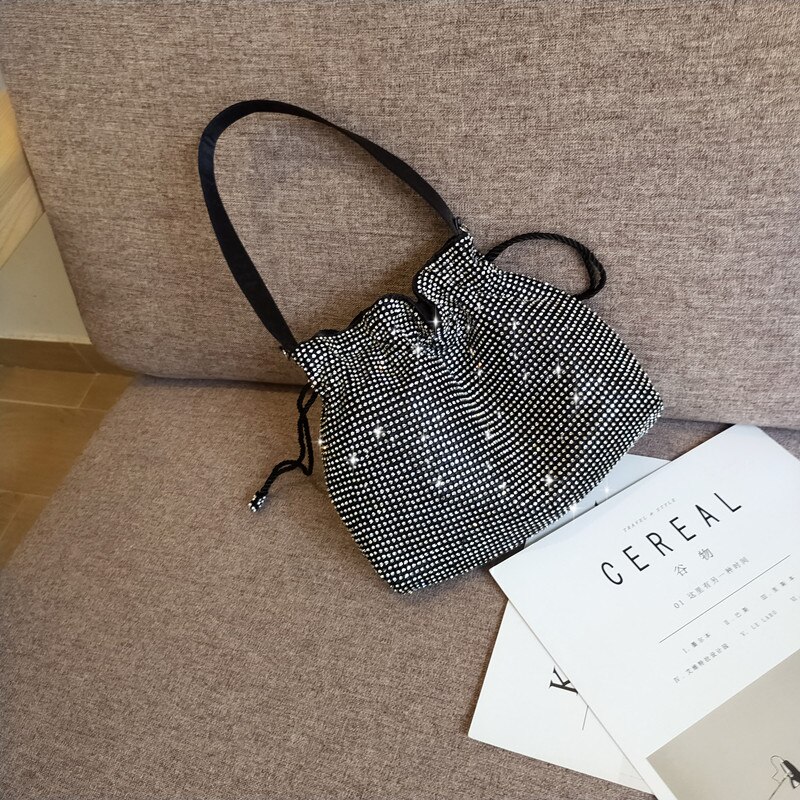 Bling Diamanten Avondtasje Vrouwen String Kleine Emmer Handtassen Schoudertassen Dames Diner Clutch Purse Nieuw