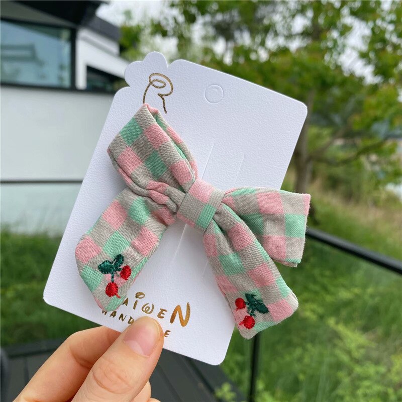 Poco cereza bordado Hairhpin para niñas Plaid impresión Pasador para pelo de lazo para los niños del bebé del pelo de Clip para el cabello accesorios herramientas